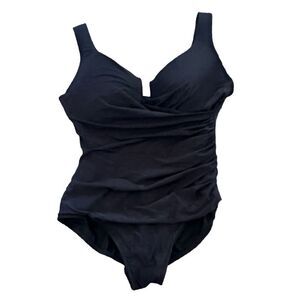 Miracle Suit Black Full Piece Sweetheart Neckline Modest Slimming Bathing Suit